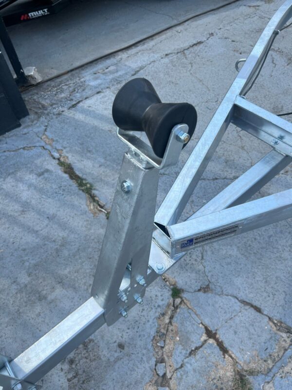 Carretinha reboque Galvanizada CHASSI 4,50 M - imagem 5