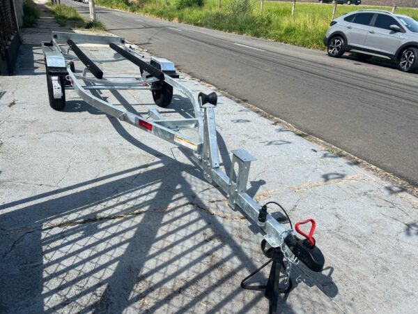 Carretinha reboque Galvanizada CHASSI 4,50 M - imagem 6