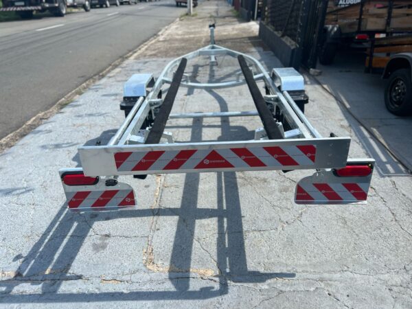 Carretinha reboque Galvanizada CHASSI 4,50 M - imagem 8
