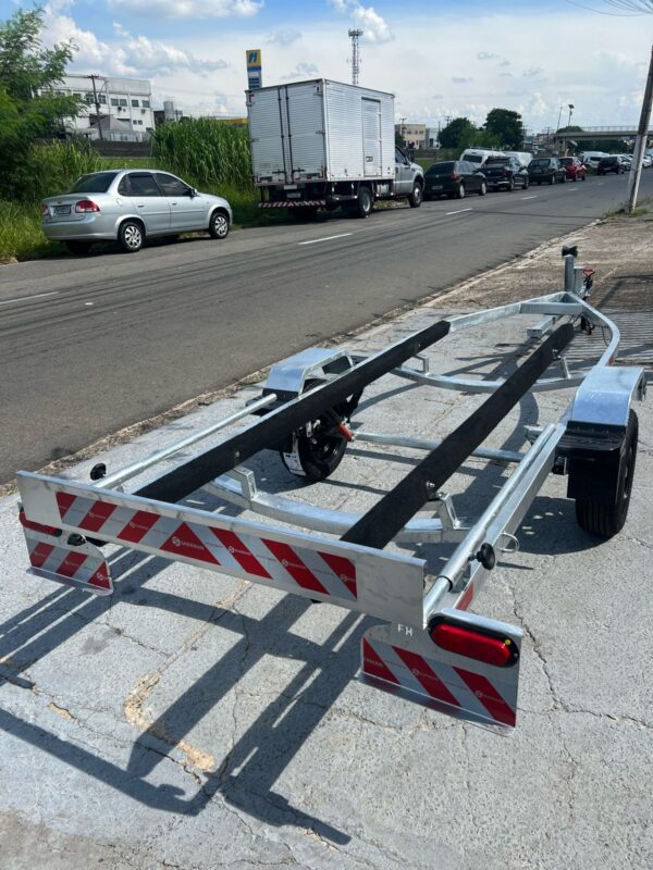 Carretinha reboque Galvanizada CHASSI 4,50 M - imagem 9